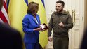 Šéfka americké Sněmovny reprezentantů Nancy Pelosiová navštívila Kyjev