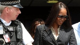 Naomi Campbell: Půjde zametat!