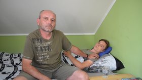 Marek Rubý (41) je pořádně naštvaný. Syna dovedl k fotbalu a teď se bojí o jeho zdraví.