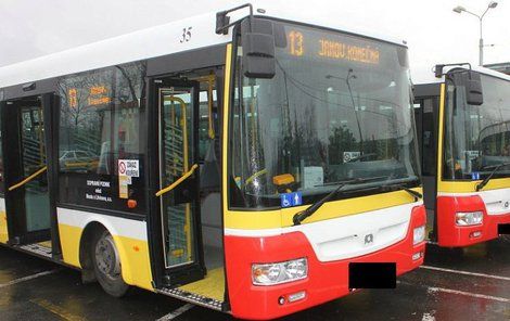 Policie shání svědky z autobusu linky č. 13.