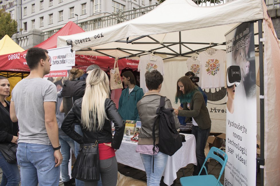 Veggie náplavka přilákala převážně kytkožrouty