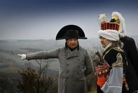 Císař Napoleon Bonaparte je Ital! V bitvě tří panovníků u Slavkova padl jeho předek