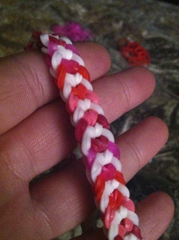 Náramek Rainbow Loom