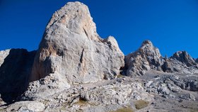 Čech spadl při výlezu na horu Naranjo de Bulnes ve španělském pohoří Picos de Europa.