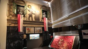 Největší expozice dějin 20. století: V Národním muzeu vystavují zakrvácený metál Ferdinanda d‘Este, sveze vás výtah času