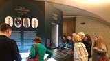 Pomoc Národního muzea v Praze válkou zmítané Sýrii: Vzácných artefakty v Česku opravili a teď je vystavují