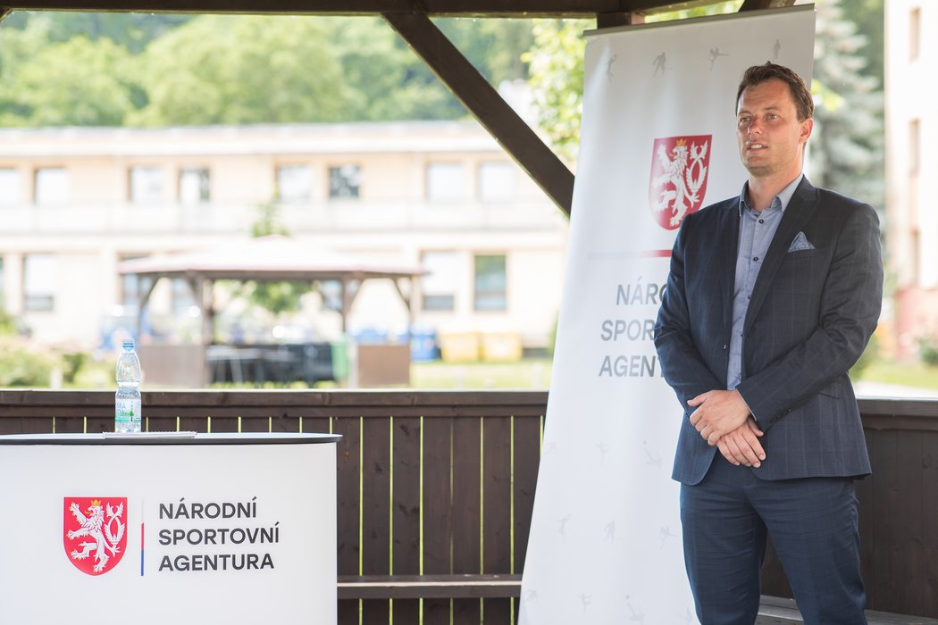 Předseda Národní sportovní agentury Filip Neusser jmenoval novým ředitelem Antidopingového výboru Jiřího Janáka