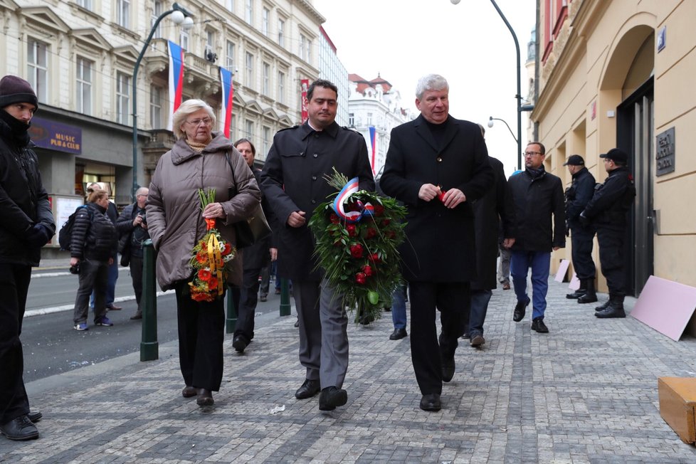 Petr Dolínek a Martin Starec z ČSSD na Národní třídě