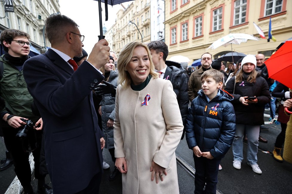 17. listopad 2022 na Národní třídě: Kandidátka na prezidentku Danuše Nerudová