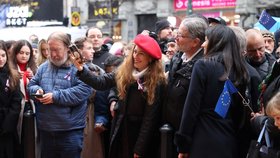 Eva Decroix na Národní třídě (17. 11. 2025)