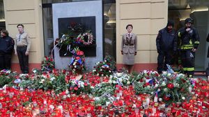 ONLINE 17. listopad: Pavel, Fiala či Turek na Národce, dorazit má i Babiš. Okamura ne ONLINE 17. listopad: Pavel, Fiala či Turek na Národce, dorazit má i Babiš. Okamura ne