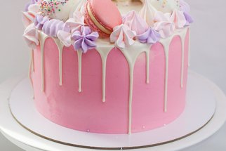 Narozeniny můžete mít každý den v roce! Pokochejte se naší galerií 100 nejkrásnějších narozeninových dortů