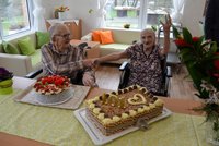 Lásku si našla ve 101 letech! Čiperná Lojzička chce s Bohouškem (95) chodit na dortík