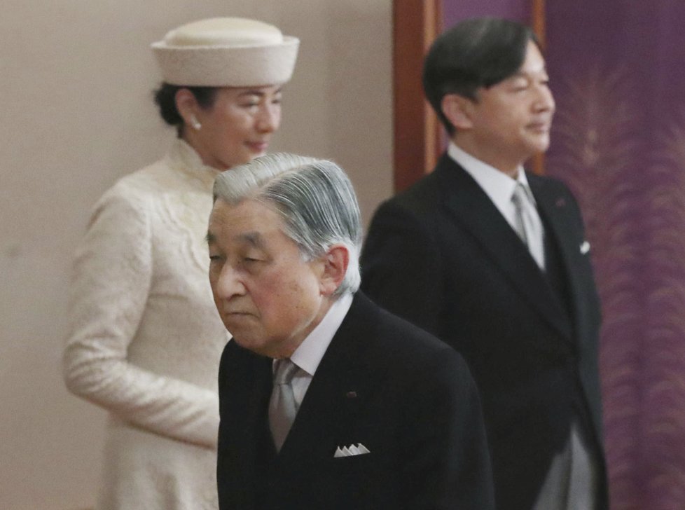 Japonský císař Akihito abdikoval, nahradil ho nejstarší syn Naruhito