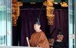 Nový japonský císař Naruhito byl oficiálně uveden na trůn.