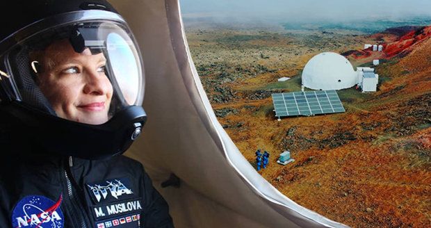 Michaela velí cvičným misím na Měsíc a Mars. Proč se skoro nesprchuje a má záchod plný mikrobů?