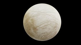Vědci z NASA v honbě za mimozemským životem označují Jupiterův měsíc Europu jako v tomto směru úplně ten nejnadějnější svět z celé Sluneční soustavy.