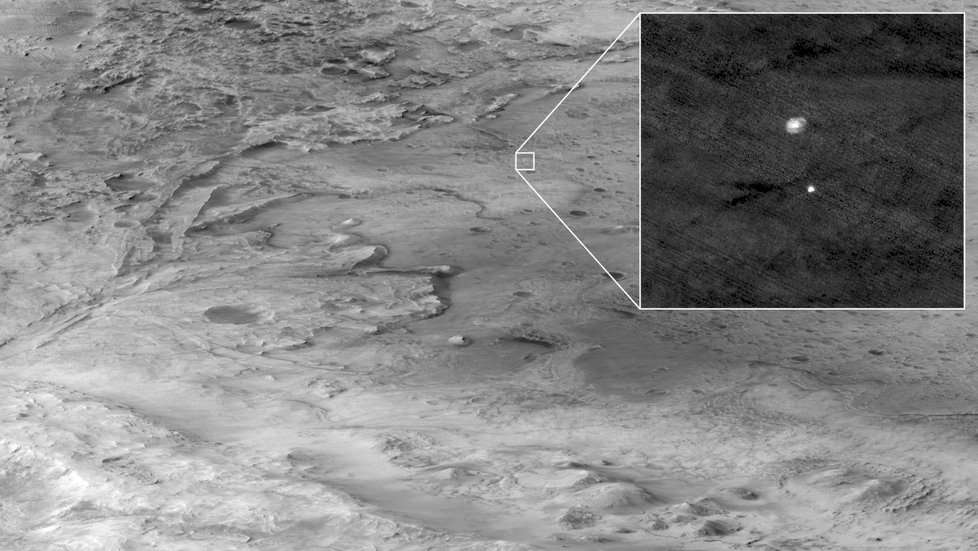 NASA zveřejnila další fota z Marsu po přistání roveru Perseverance.