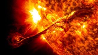 NASA zveřejnila záběry Slunce v nejvyšším existujícím rozlišení