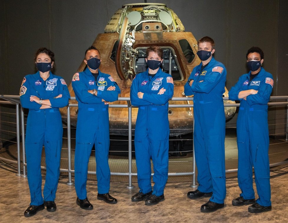 Část astronautů pro program Artemis