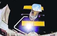 Hubbleův dalekohled je na oběžné dráze už 30 let: Šilhavý teleskop