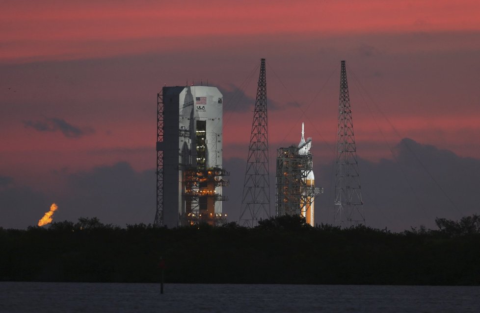 Nasa testuje novouu vesmírnou raketu