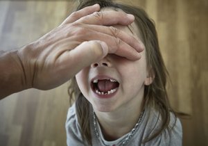 Žena z Ostravy tvrdí, že se jí někdo pokusil unést čtyřletou dceru. Iustrační foto