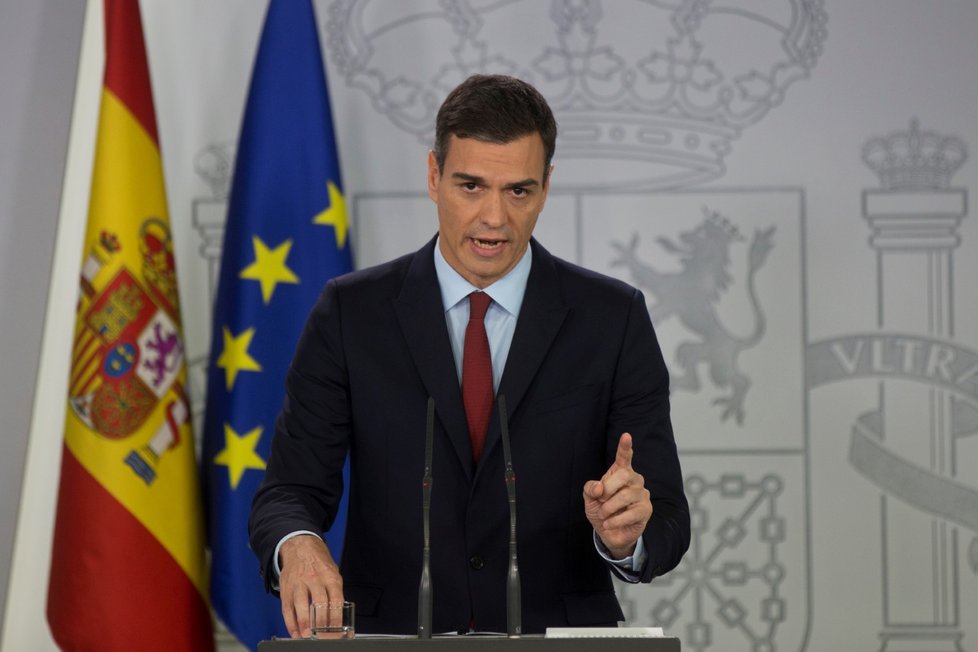 Podpory se dočkali i z Bruselu. Španělský premiér Pedro Sánchez promluvil o násilí v parlamentu EU