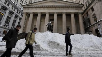 Washington stále paralyzuje sníh, New York otevřel školy
