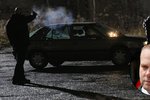 Střelba ze dvou samopalů, auto v plamenech, hořící muž. V pražských Vysočanech se točila jedna z akčních scén filmu Gangster KA – likvidace nepohodlného svědka Alexeje Pyška (58).