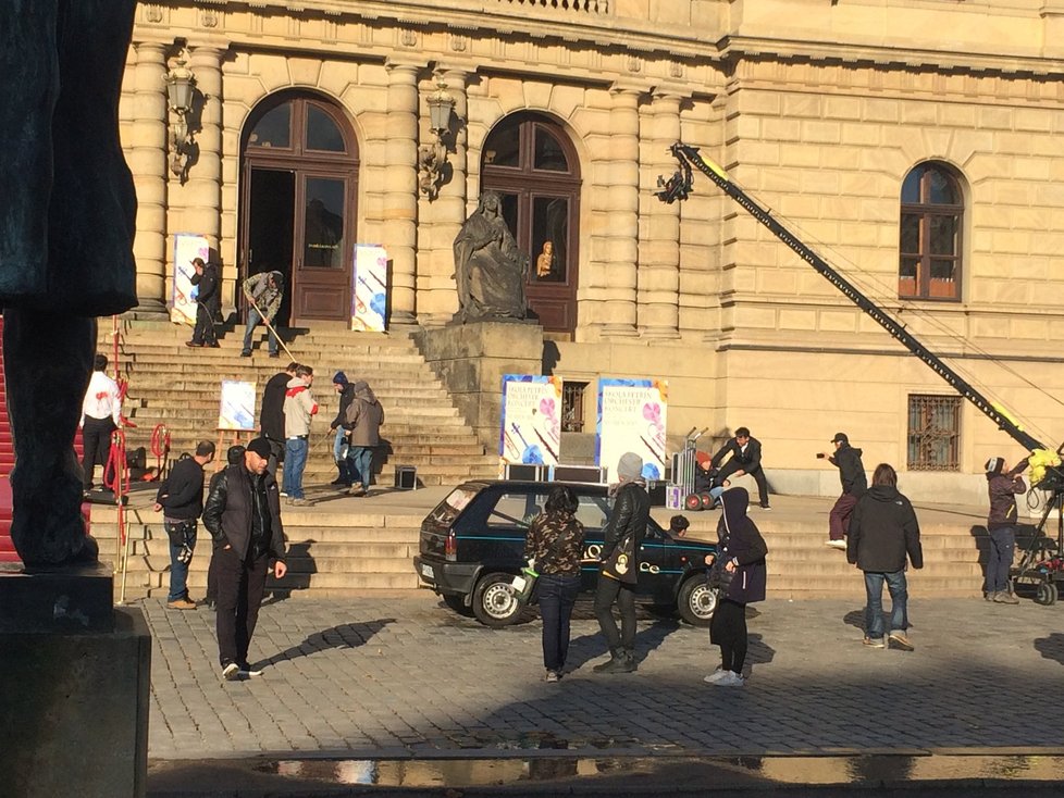 Filmaři budou na Palachově náměstí zkoušet hlučnost střelných zbraní. (ilustrační foto)