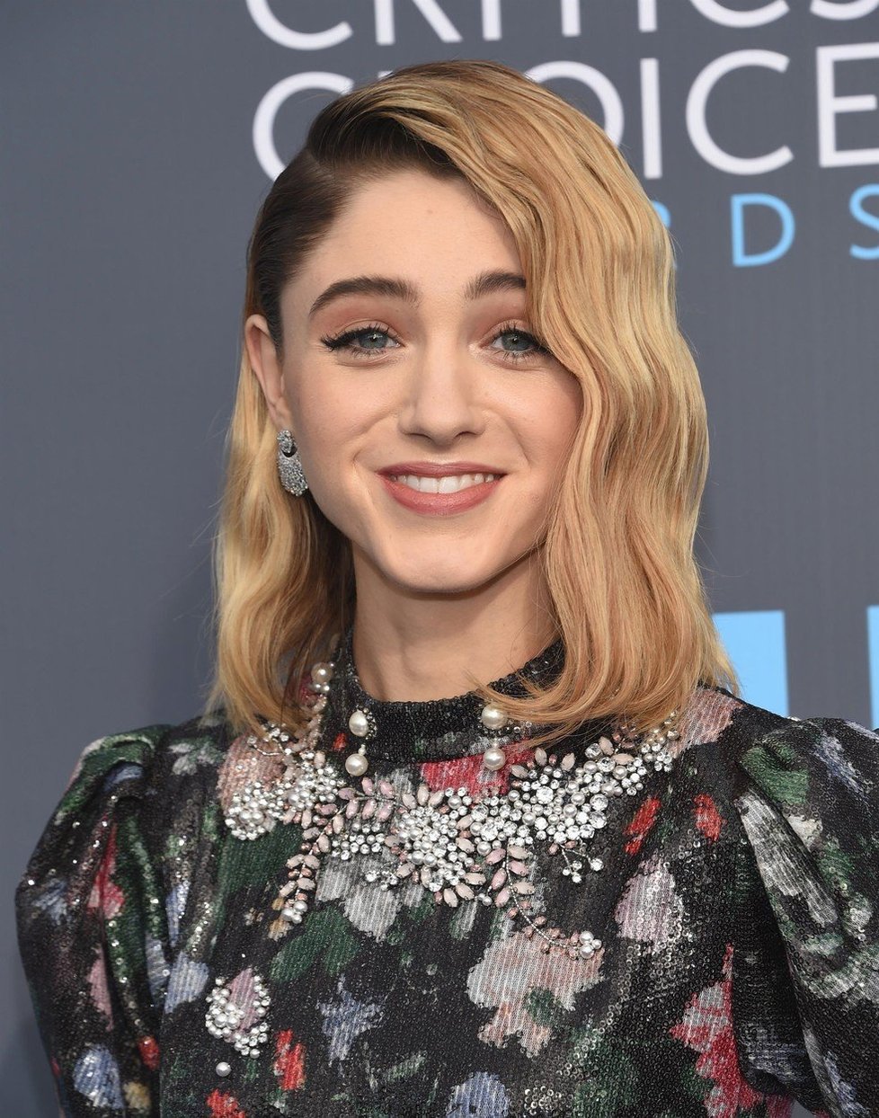 Natalia Dyer (21)