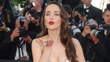 Divoký anděl Natalia Oreiro vylezla z nory, zazářila v Cannes