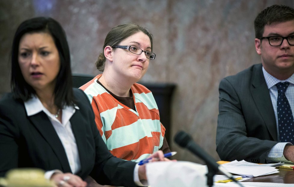 Krkavčí matka Natalie Finn dostala u soudu trojnásobné doživotí.