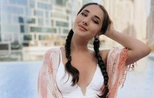 Souboj sester Grossových v Dubaji: Sexy lvice vs. odvážná školačka