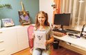 Natálie Klikatá (13 let, Říčany) soutěží v anketě Zlatý oříšek čtenářů ABC, píše a ilustruje vlastní knihy