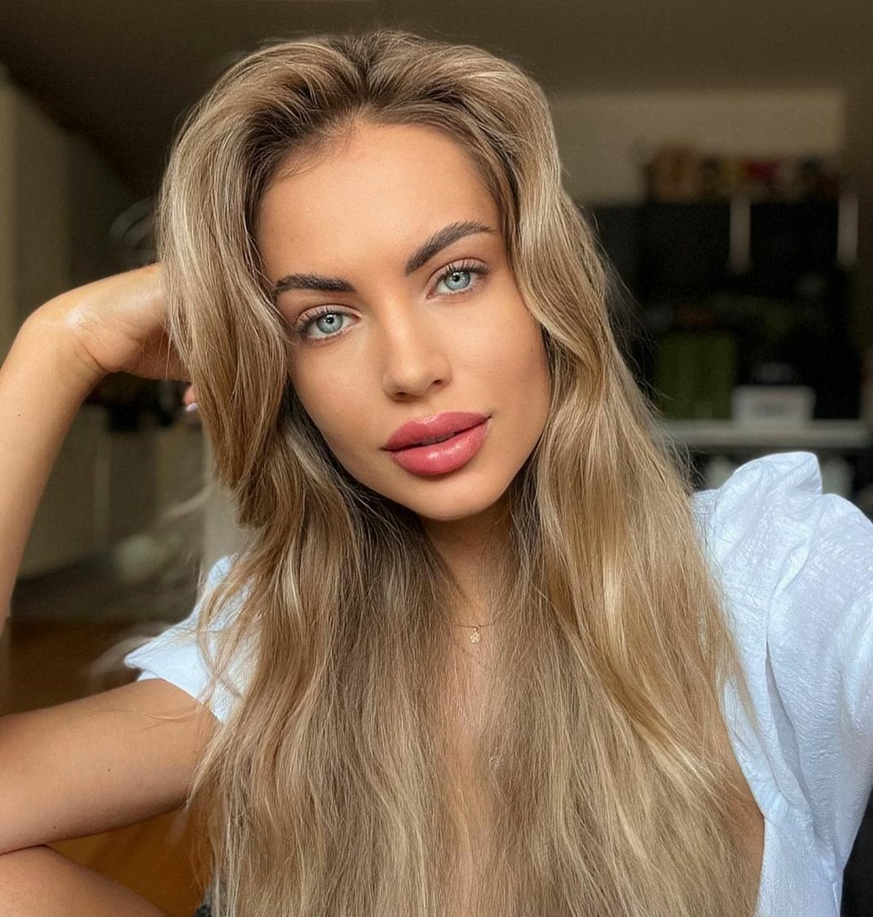 Modelka Natálie Kočendová