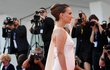 Natalie Portman na mezinárodním filmovém festivalu v Benátkách.