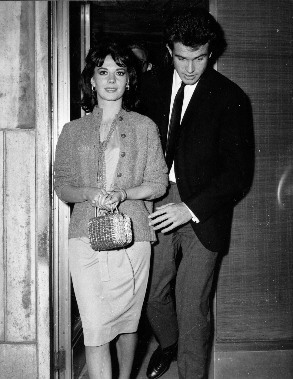 Warren Beatty se svou tehdejší snoubenkou Natalií Woodovou v létě 1962 v Římě