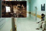 Nemocnice v Kunduzu před a po bombardování. Pacienti, kteří přežili, museli být převezeni jinam.