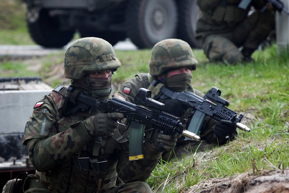 Válka na Ukajině: Cvičení polských vojáků NATO (17.4.2023)