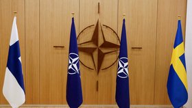 Komplikace vstupu Švédska do NATO: Člen Orbánovy vlády naznačil další pozdržení ratifikace