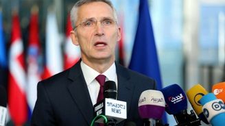 Stoltenberg chce na začátek ledna svolat jednání Rady NATO-Rusko, uvedla agentura