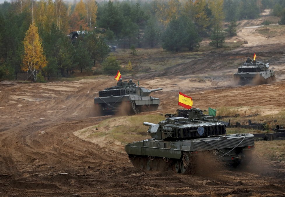 Cvičení a vojenské manévry NATO v Litvě