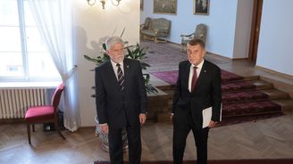 Trapno na Hradě: Pohrdavý Babiš přišel bez omluvy pozdě. Prezidenta se ale nezbaví ani po volbách Trapno na Hradě: Pohrdavý Babiš přišel bez omluvy pozdě. Prezidenta se ale nezbaví ani po volbách