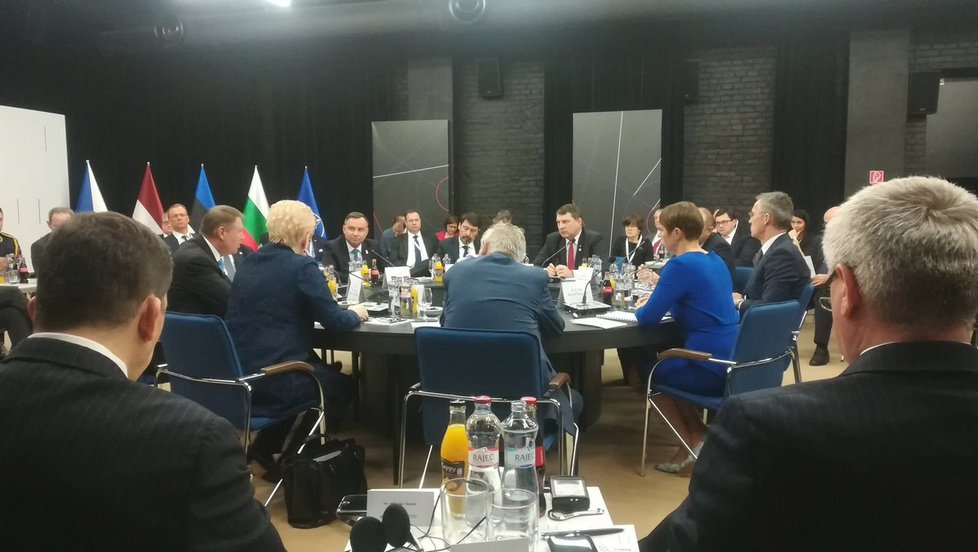 Summit NATO zemí B9 v Košicích