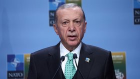 Turecký prezident Recep Tayyip Erdogan na summitu NATO