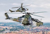 Výcvik pro nové americké vrtulníky zajistí LOM Praha. Řekl si armádě o 286 milionů