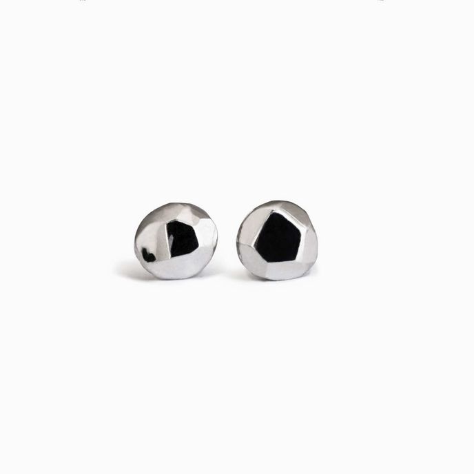 Tiny dot náušnice, 27JEWELRY, 4500 Kč Tiny dot náušnice, 27JEWELRY, 4500 Kč