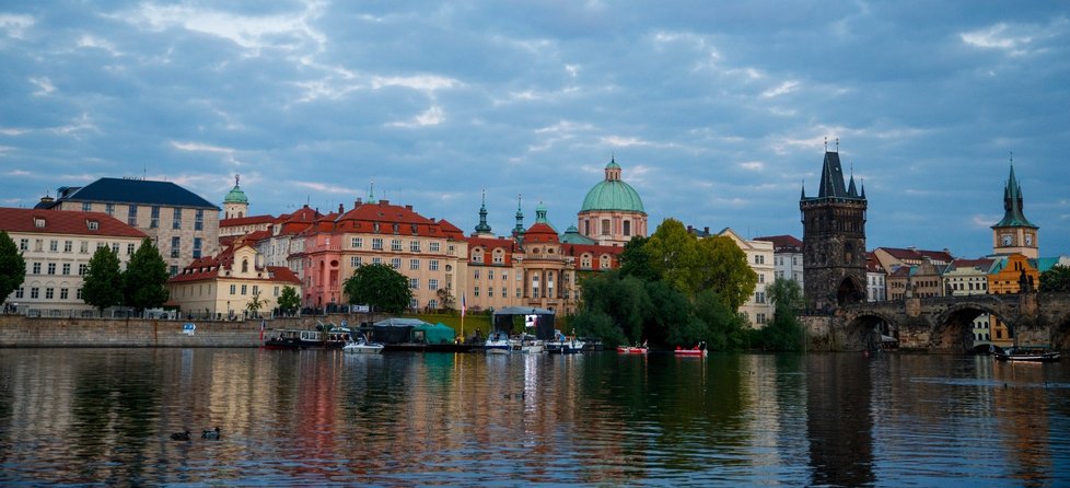 Pandemie koronaviru nepřekazila Svatojánské slavnosti Navalis. Proběhly 15. května, ale bez veřejnosti.